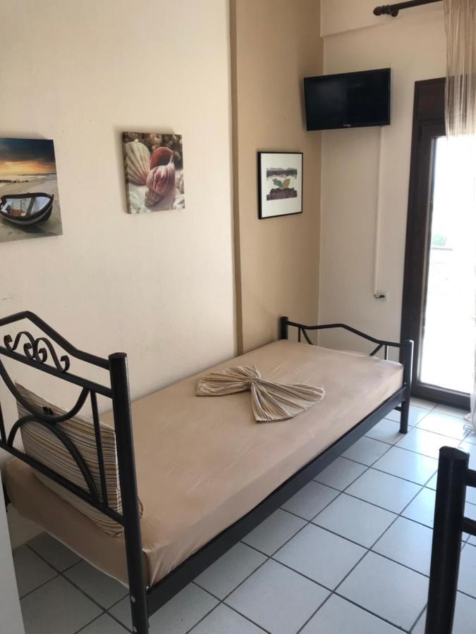 Palm Tree Apartments Psakoudia Ngoại thất bức ảnh